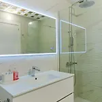 La Vista 公寓 *